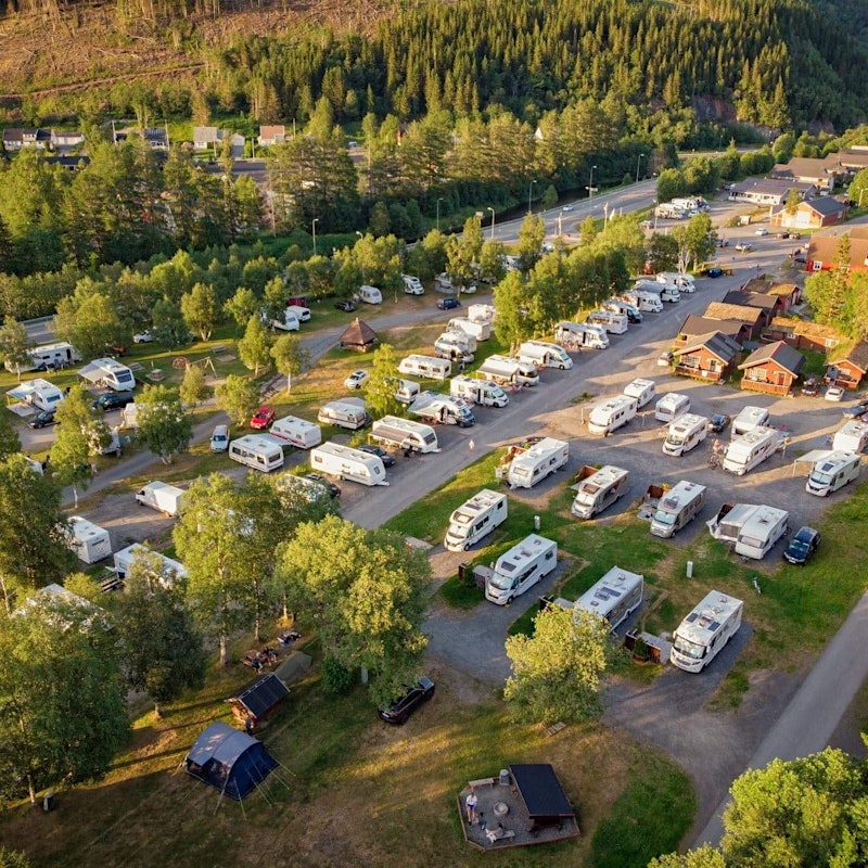 Overview of Topcamp Mosjøen, the campsite and cabins. Drone photo